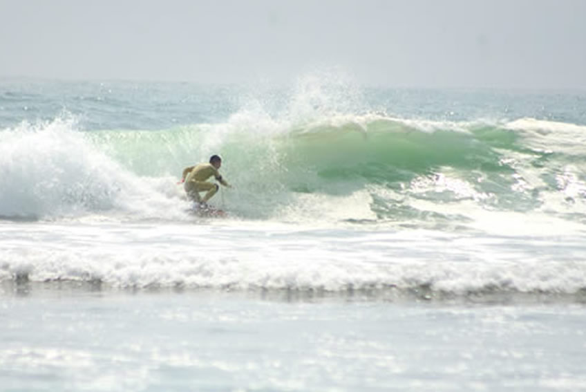 Escuela de Surf Costa Verde