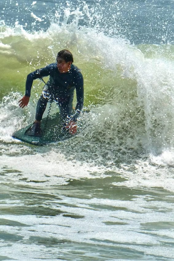 Surf Punta Roquitas